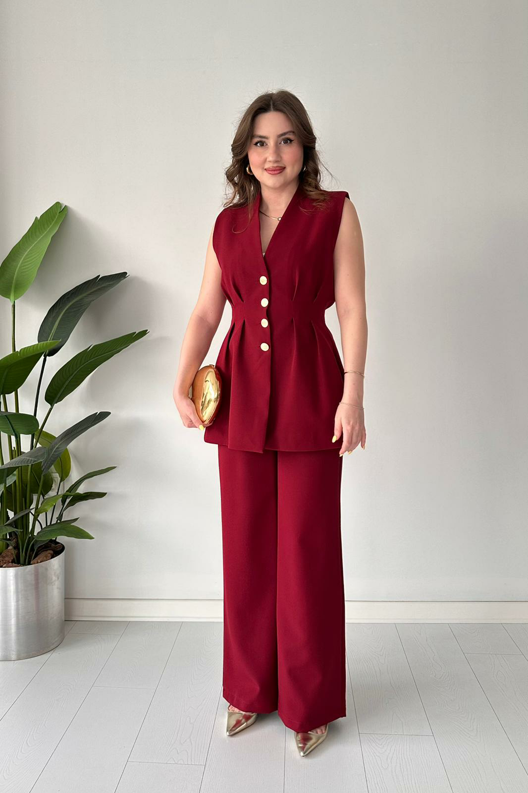 Pinstripe Pleated 2-Piece Blazer & Pants Set – Modern Fit